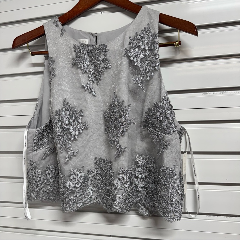 Donna Morgan Silver Embellished Sleeveless Blouse